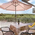 In With Terrace, Air Conditioning, Wifi, Washing Machine 4773-4 Apartmán