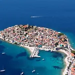 In With Terrace, Air Conditioning, Wifi, Washing Machine 4773-4 Apartmán *