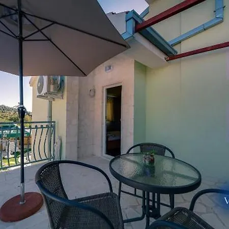 In With Terrace, Air Conditioning, Wifi, Washing Machine 4773-4