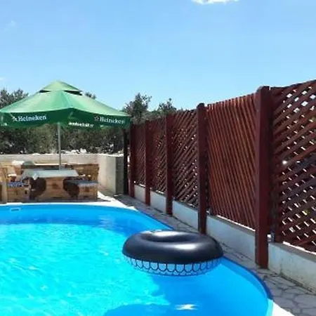 In With Terrace, Air Conditioning, Wifi, Washing Machine 4773-4