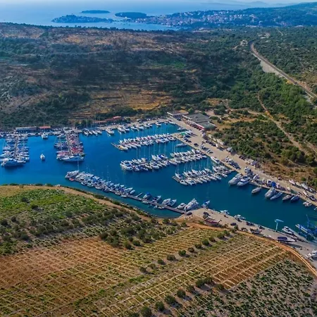 In With Terrace, Air Conditioning, Wifi, Washing Machine 4773-4 * Razanj