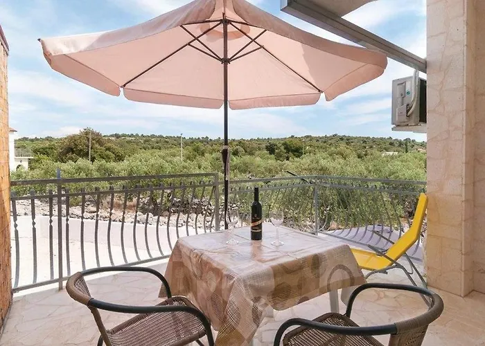 In With Terrace, Air Conditioning, Wifi, Washing Machine 4773-4 Daire