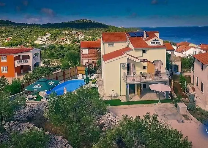 In With Terrace, Air Conditioning, Wifi, Washing Machine 4773-4 Ražanj