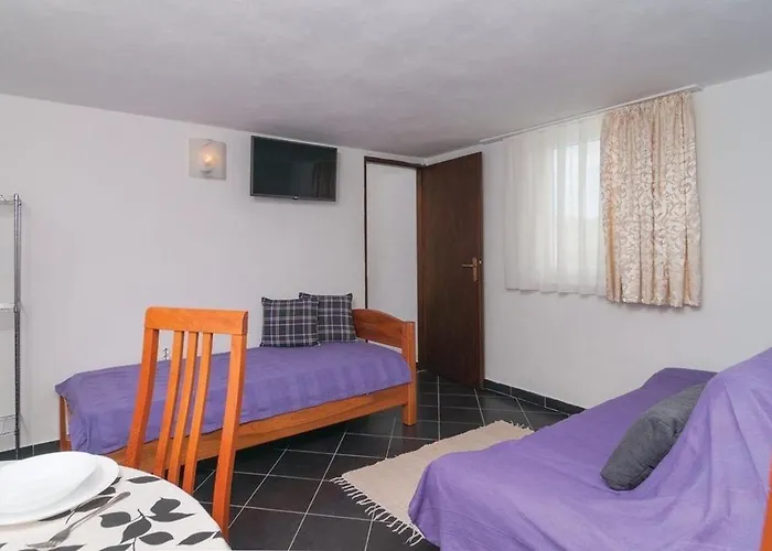 In With Terrace, Air Conditioning, Wifi, Washing Machine 4773-4