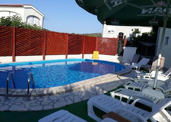 In With Terrace, Air Conditioning, Wifi, Washing Machine 4773-4